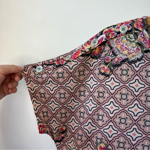 One World Womens V Neck Blouse Plus Size 1X Green Pink Floral Dolman Short Sleev - Picture 2 of 6